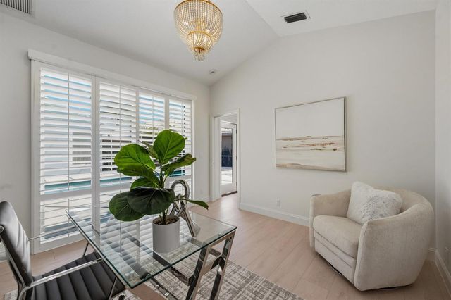 17104 Crossgate Drive, Jupiter, FL 33477