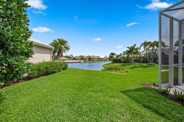 17104 Crossgate Drive, Jupiter, FL 33477