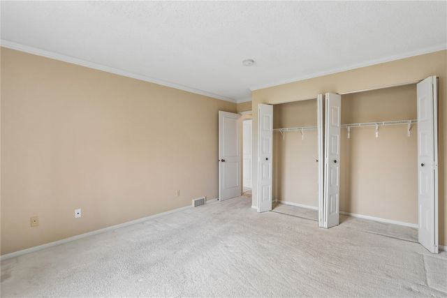 190 Cottage Grove Avenue SE 224, Cedar Rapids, IA 52403