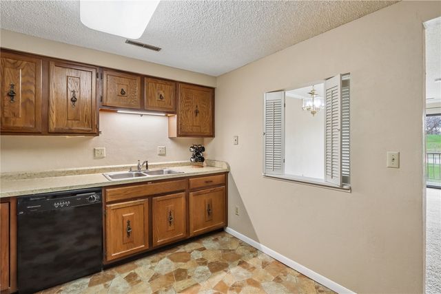190 Cottage Grove Avenue SE 224, Cedar Rapids, IA 52403