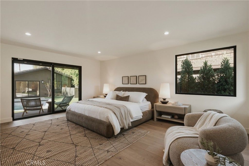 Image 26 of property listing at 5401 E El Parque, Long Beach, CA 90815