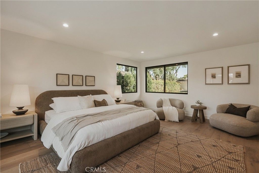 Image 27 of property listing at 5401 E El Parque, Long Beach, CA 90815