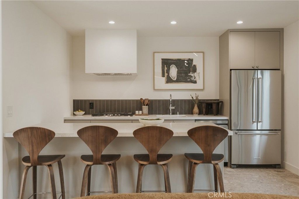 Image 28 of property listing at 5401 E El Parque, Long Beach, CA 90815