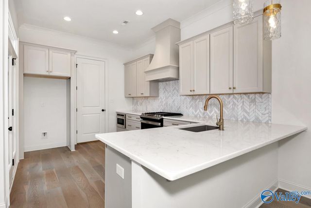 23 Eddy Street NW, Huntsville, AL 35806