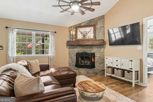 18 Tranquility Trail, Blairsville, GA 30512