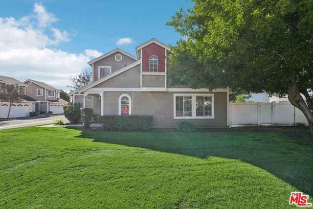 1484 3rd Street C, La Verne, CA 91750