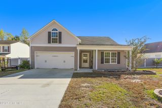 534 Sunset Pointe Drive SE, Bolivia, NC 28422