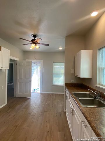 350 BARRETT PL, San Antonio, TX 78225