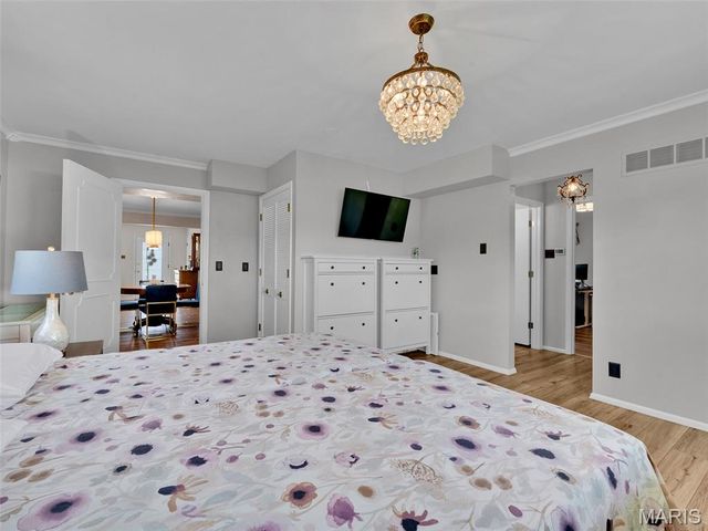 9806 Whitcomb Lane, Unincorporated, MO 63123