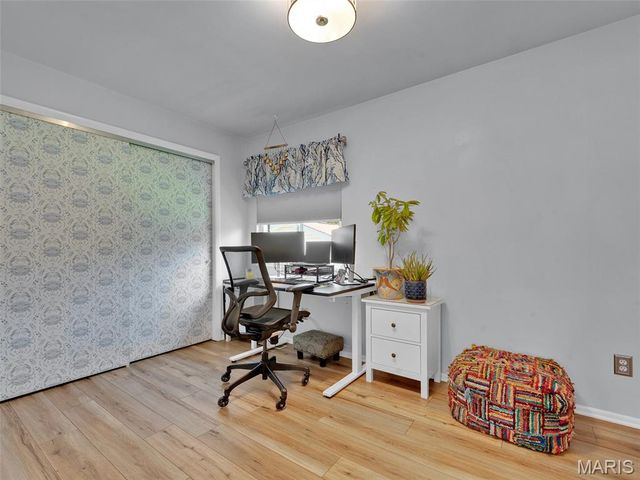 9806 Whitcomb Lane, Unincorporated, MO 63123