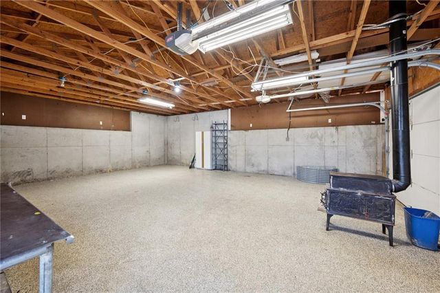 7007 Rowland Avenue, Kansas City, KS 66109