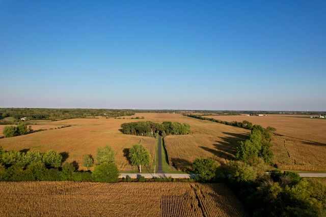 6912 Mensching Road, Huntley, IL 60142