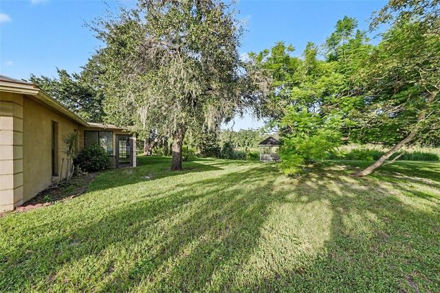 602 SPECK COURT, Tampa, FL 33613