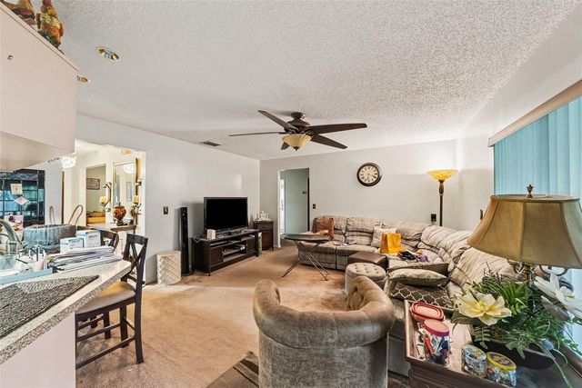 602 SPECK COURT, Tampa, FL 33613