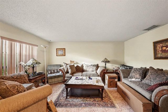 602 SPECK COURT, Tampa, FL 33613