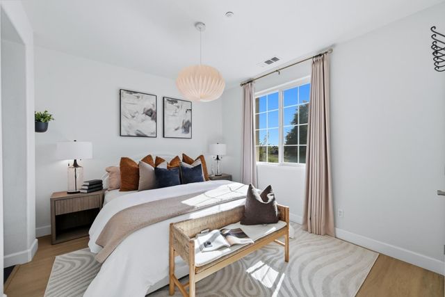 35005 11th Street, Union City, CA 94587