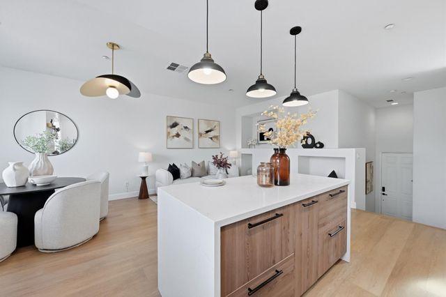 35005 11th Street, Union City, CA 94587