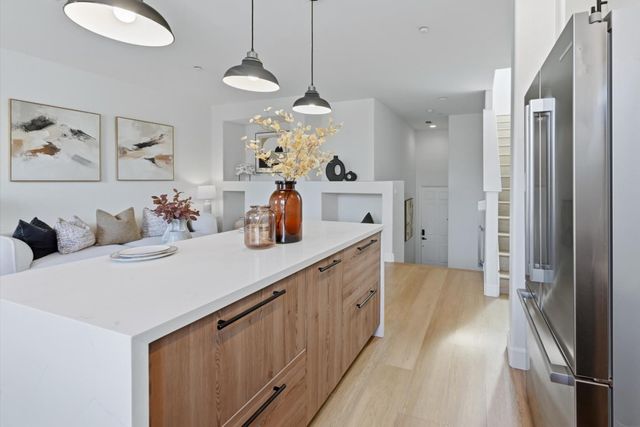 35005 11th Street, Union City, CA 94587