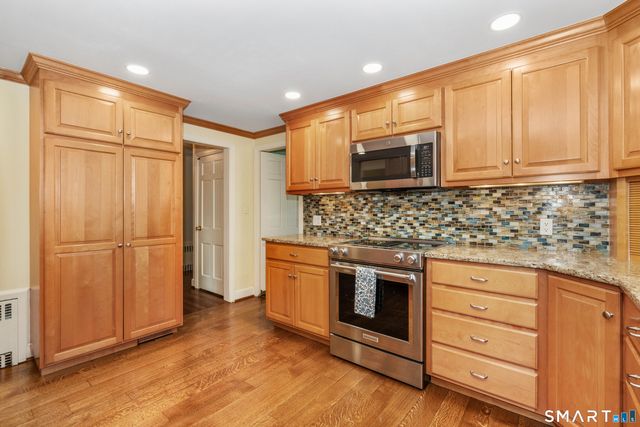 20 Cornell Road, West Hartford, CT 06107
