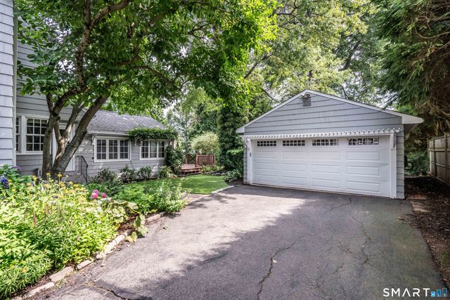 20 Cornell Road, West Hartford, CT 06107