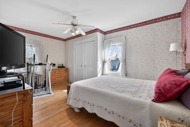 1 City Terrace N, Newburgh, NY 12550