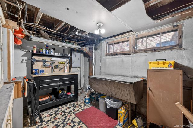 1 City Terrace N, Newburgh, NY 12550