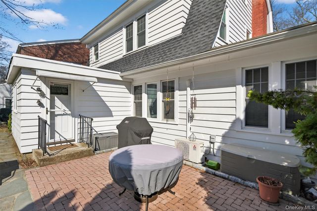 1 City Terrace N, Newburgh, NY 12550