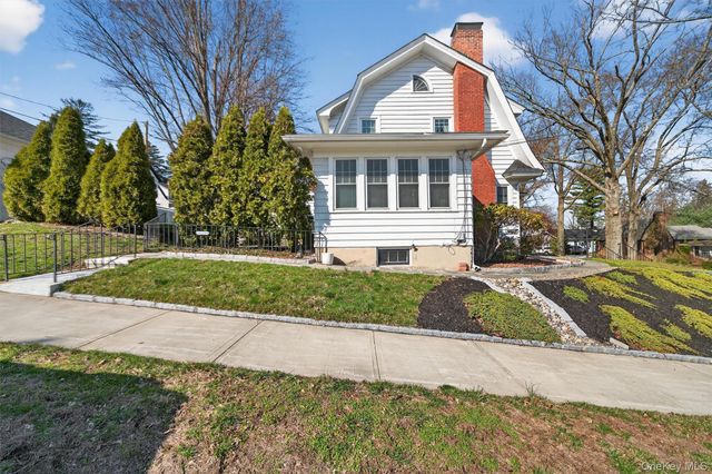 1 City Terrace N, Newburgh, NY 12550