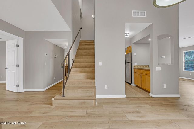 6415 N Tierra de las Catalinas Apt 38, Tucson, AZ 85718