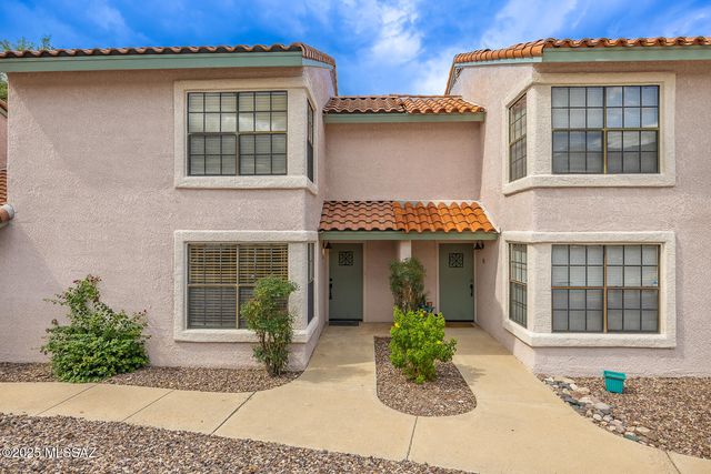 6415 N Tierra de las Catalinas Apt 38, Tucson, AZ 85718