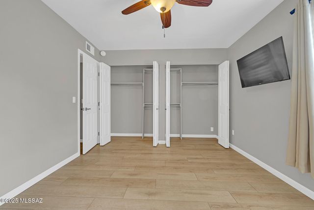 6415 N Tierra de las Catalinas Apt 38, Tucson, AZ 85718