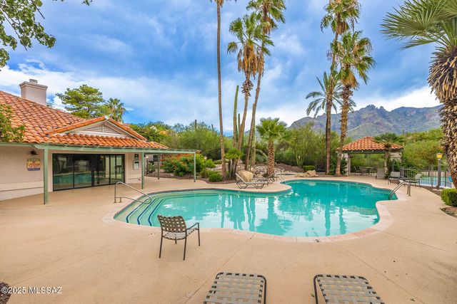 6415 N Tierra de las Catalinas Apt 38, Tucson, AZ 85718