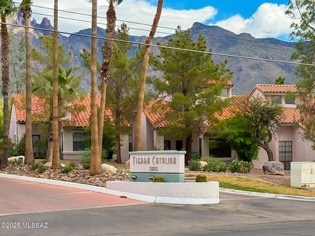 6415 N Tierra de las Catalinas Apt 38, Tucson, AZ 85718