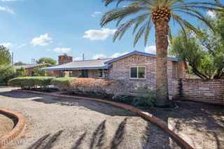 4234 E Waverly Street, Tucson, AZ 85712