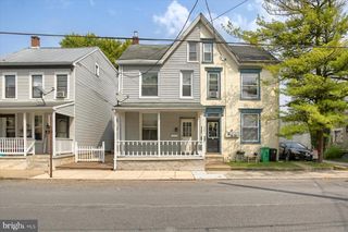 125 PORTER AVE, Carlisle, PA 17013