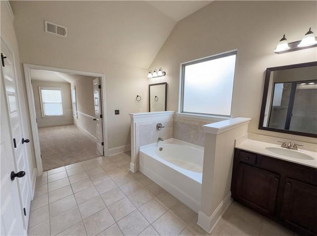 411 Little Carter Cove, Loganville, GA 30052