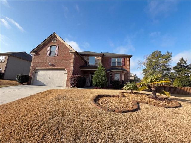 411 Little Carter Cove, Loganville, GA 30052