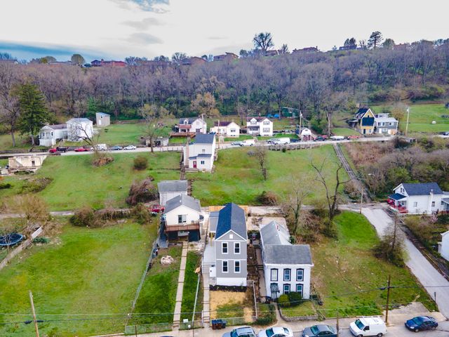 1035 John Street, Covington, KY 41016