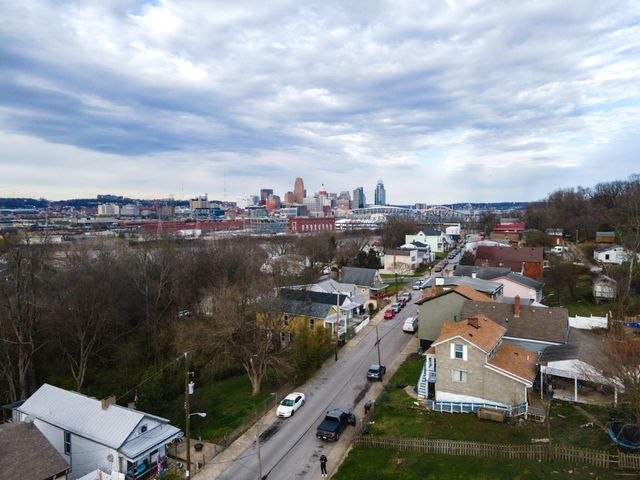 1035 John Street, Covington, KY 41016