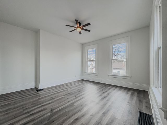 1035 John Street, Covington, KY 41016