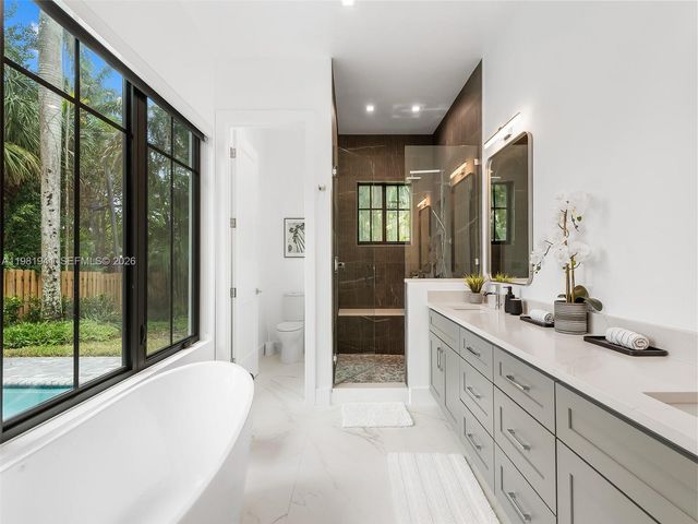 1484 SW 32nd St 0, Fort Lauderdale, FL 33315