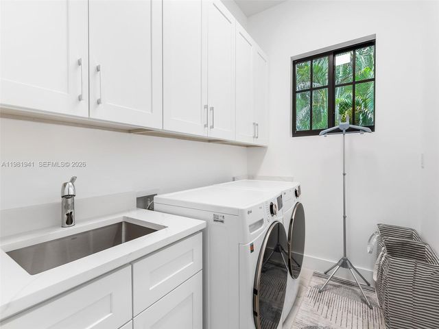 1484 SW 32nd St 0, Fort Lauderdale, FL 33315