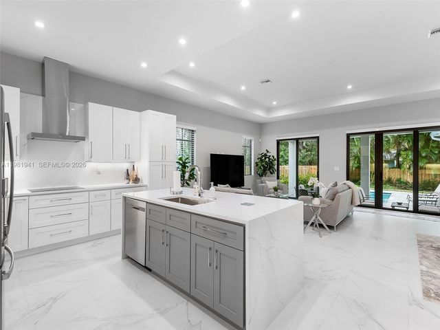 1484 SW 32nd St 0, Fort Lauderdale, FL 33315