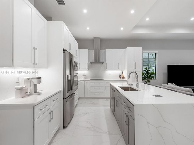 1484 SW 32nd St 0, Fort Lauderdale, FL 33315