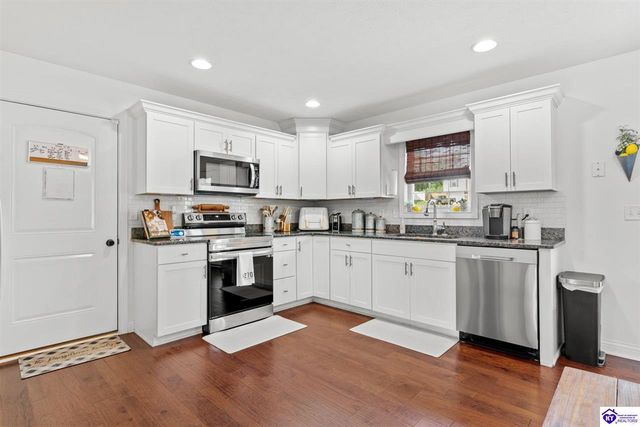 212 Emerson Drive, Elizabethtown, KY 42701