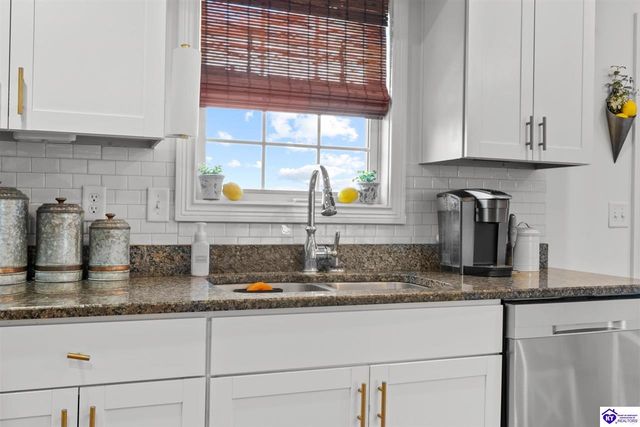 212 Emerson Drive, Elizabethtown, KY 42701