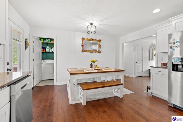 212 Emerson Drive, Elizabethtown, KY 42701