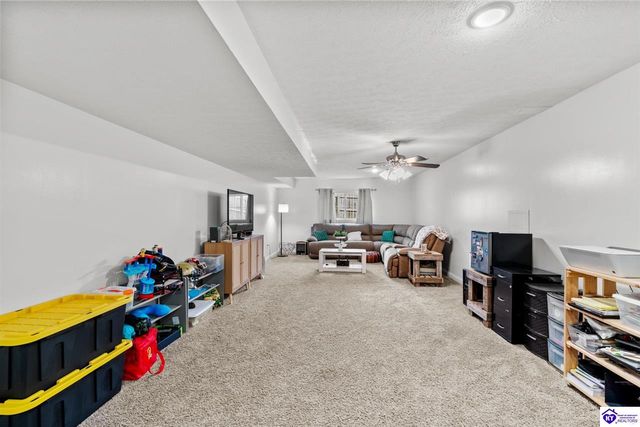 212 Emerson Drive, Elizabethtown, KY 42701