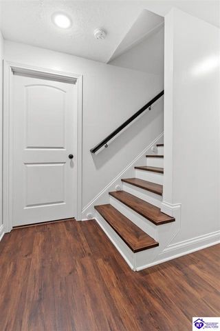 212 Emerson Drive, Elizabethtown, KY 42701