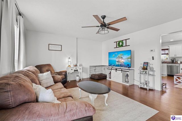 212 Emerson Drive, Elizabethtown, KY 42701